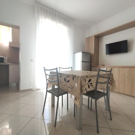 Residence Perla Rimini Bagian luar foto
