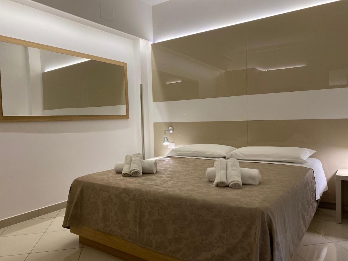 Residence Perla Rimini Bagian luar foto