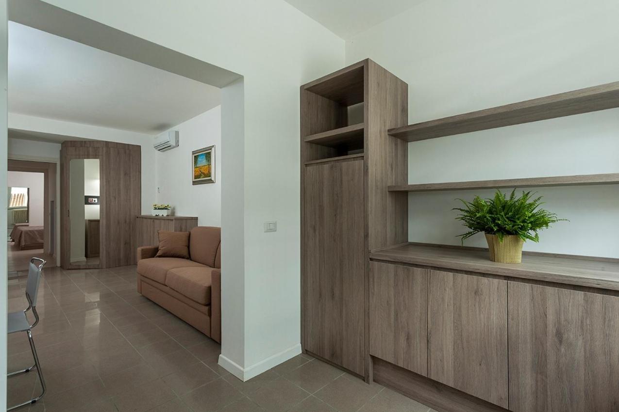 Residence Perla Rimini Bagian luar foto