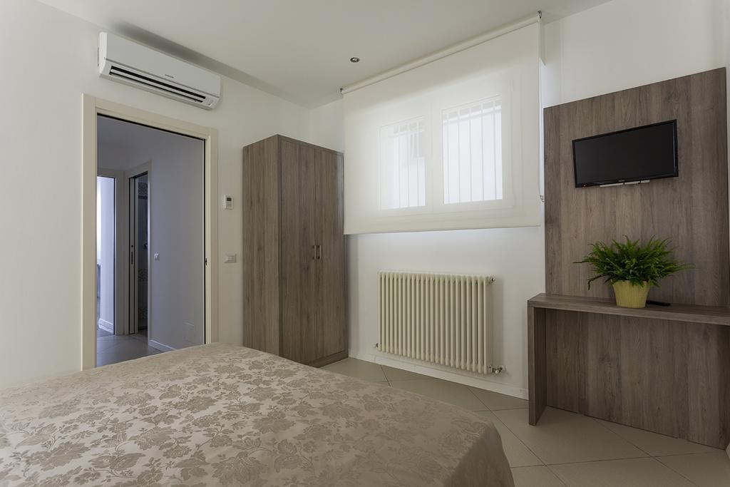 Residence Perla Rimini Bagian luar foto